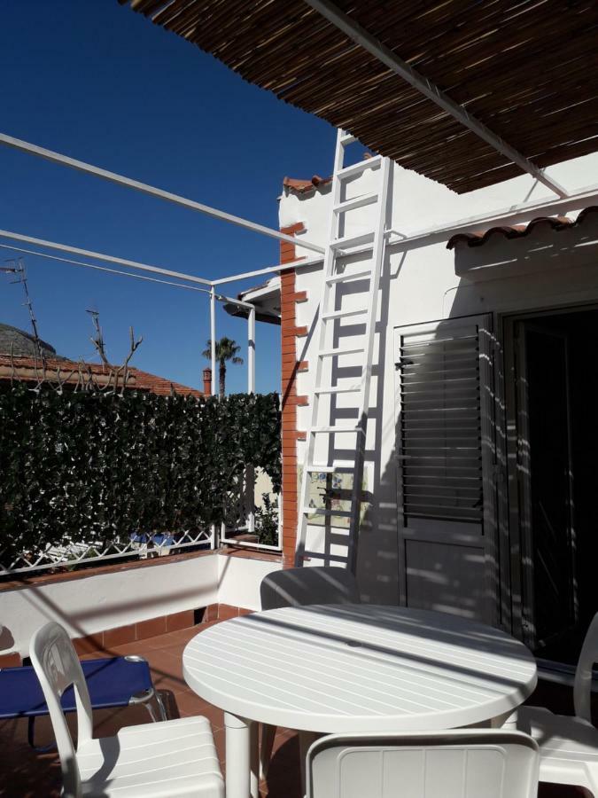 Casa Babbaluciana Mondello Exterior foto
